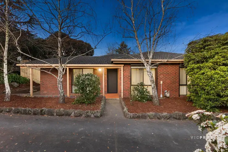 1/18 Temple Street, Ashwood VIC 3147