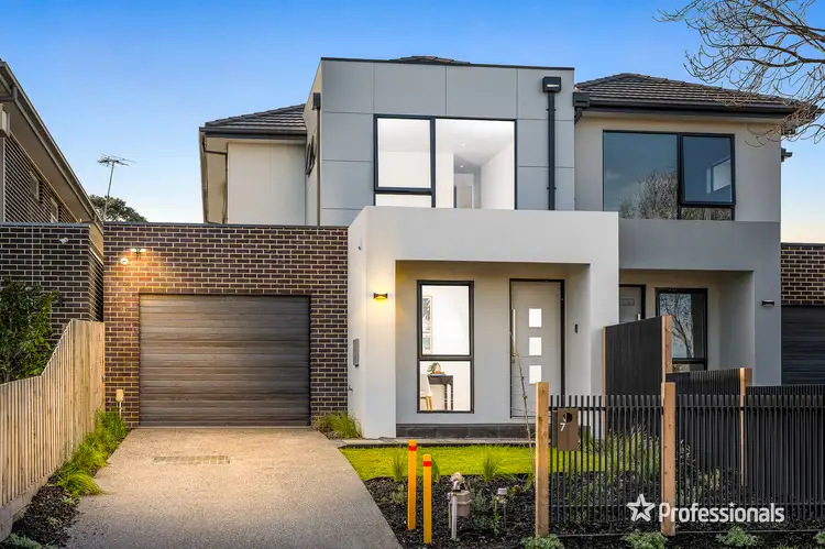 7 Tarakan Avenue, Ashburton VIC 3147