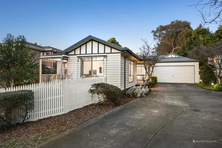 4/3 Halls Parade, Mitcham VIC 3132