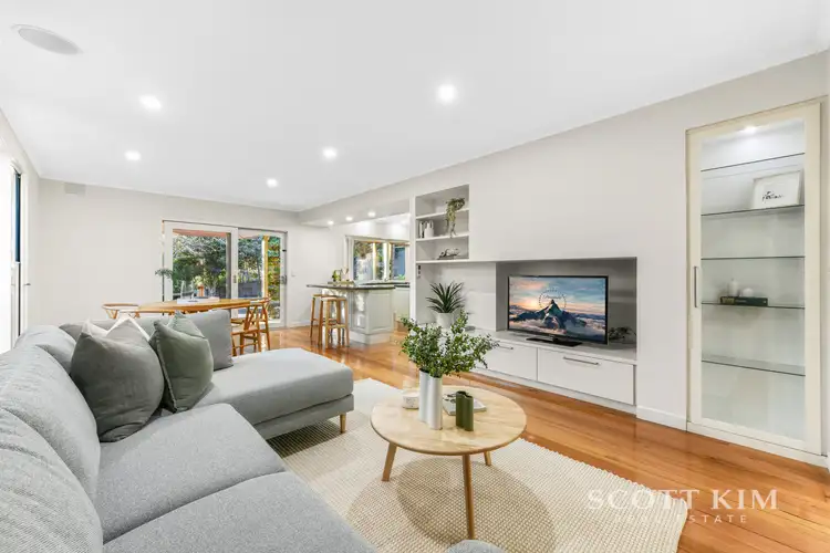 Fifth view of Homely house listing, 4 Flavia Court, Mount Waverley VIC 3149