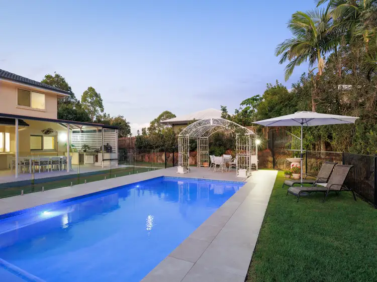 47 Pine County Place, Bellbowrie QLD 4070