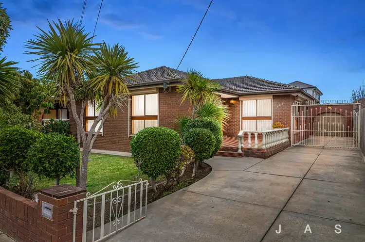 102 Mills Street, Altona North VIC 3025