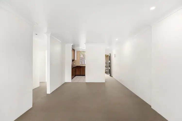 Fourth view of Homely unit listing, 4/38 Goldsbrough Road, Taringa QLD 4068