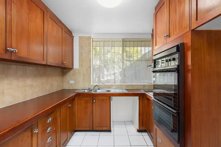 Fifth view of Homely unit listing, 4/38 Goldsbrough Road, Taringa QLD 4068