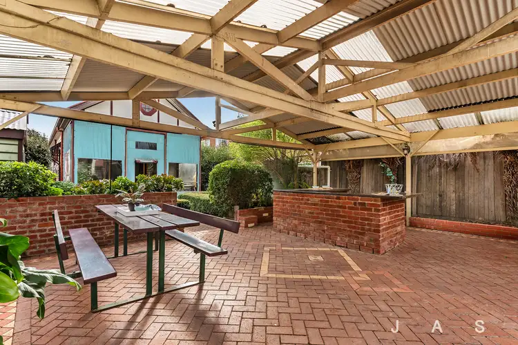 6 Clyde Street, Maribyrnong VIC 3032