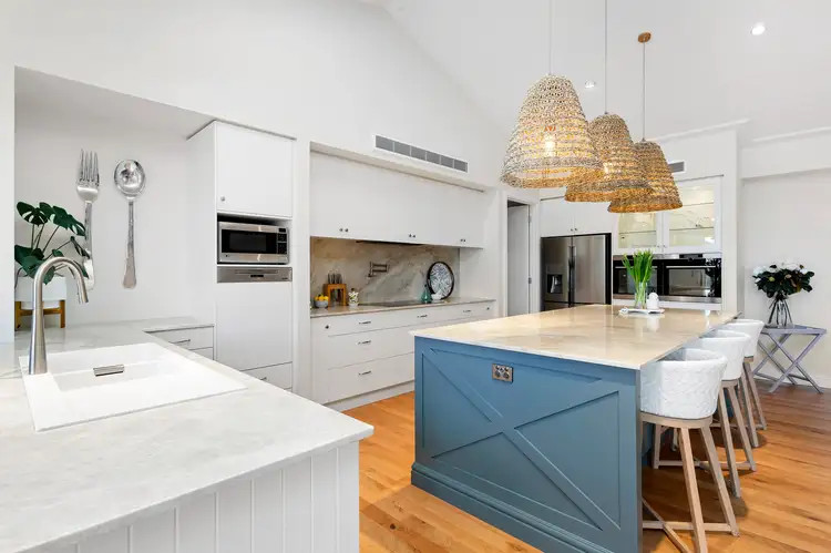 Fifth view of Homely house listing, 4 Woodhaven Road, Mornington VIC 3931