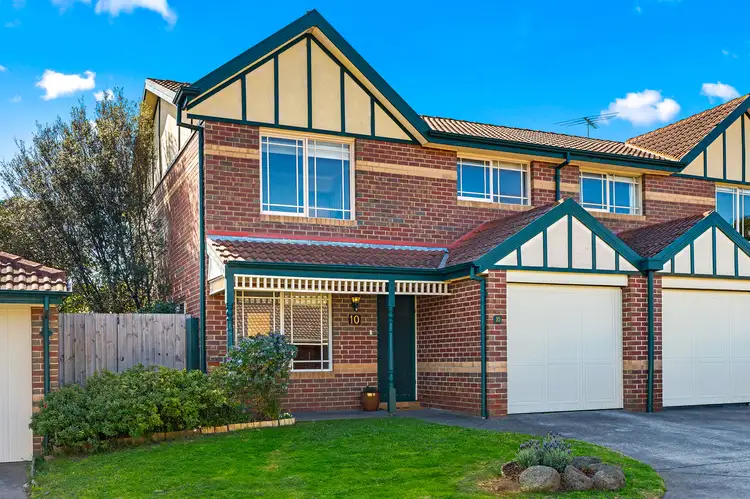 10 Tintern Mews, Cheltenham VIC 3192