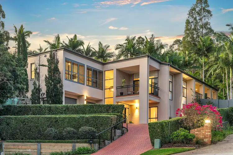 20 Ringway Place, Chapel Hill QLD 4069