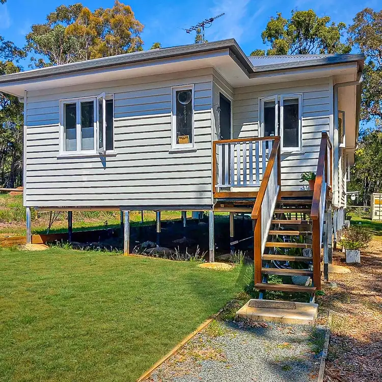 8-10 Garnet Street, Macleay Island QLD 4184