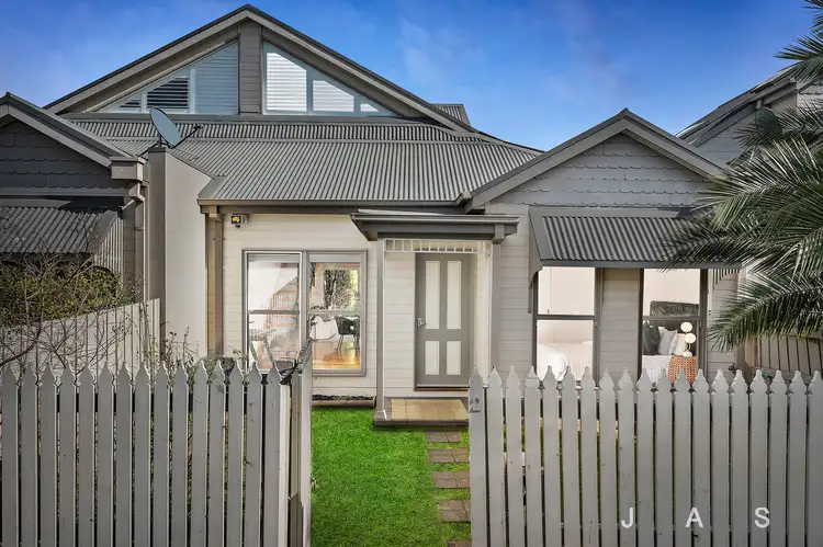 2/59-61 Elizabeth Street, Newport VIC 3015