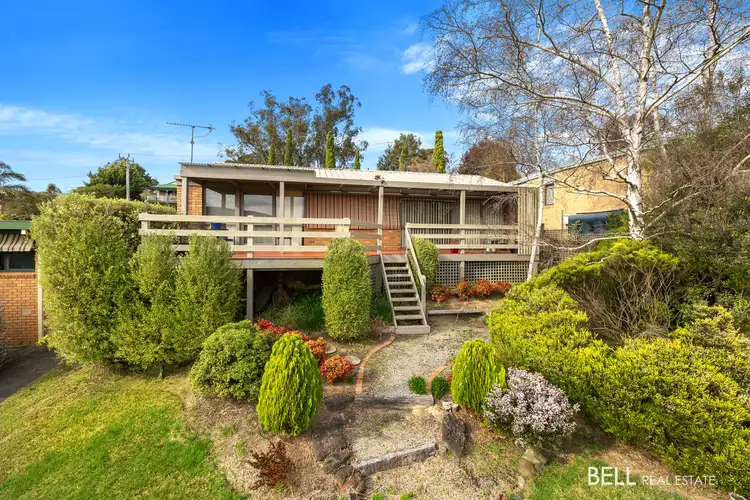 37 Alpine Boulevard, Launching Place VIC 3139
