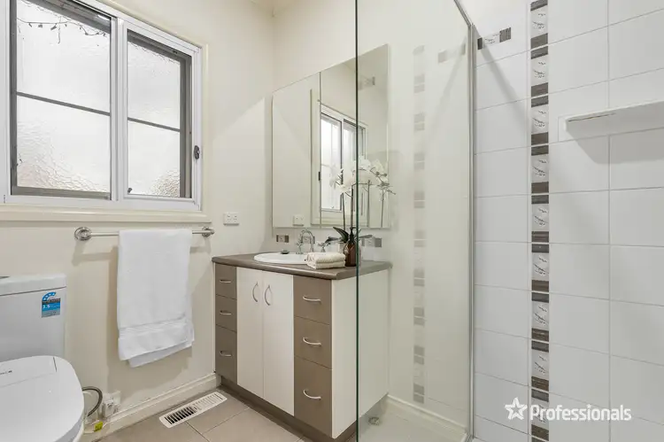 Sixth view of Homely house listing, 32 Oakleigh Crescent, Ormond VIC 3204
