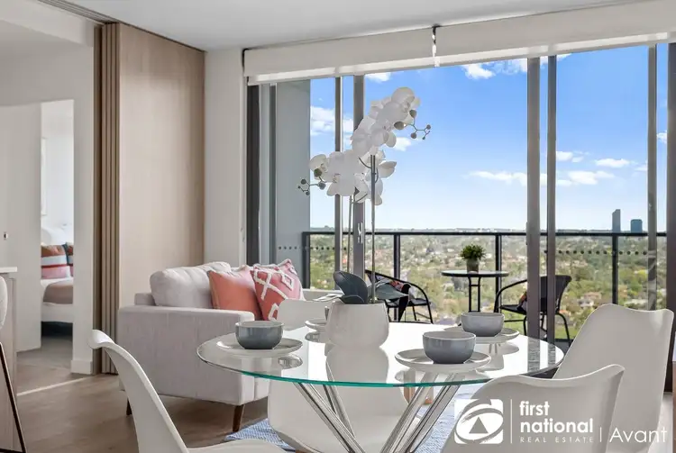 Main view of Homely apartment listing, 5 Elgar Court, Doncaster VIC 3108