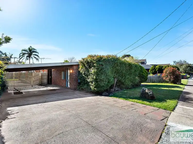 27 Oaklands Crescent, Frankston VIC 3199
