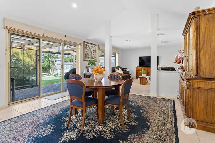 Fifth view of Homely house listing, 3 Solwood Court, Somerville VIC 3912