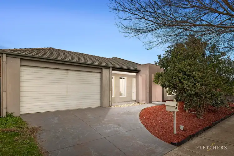 67 Phoenix Avenue, Cranbourne VIC 3977