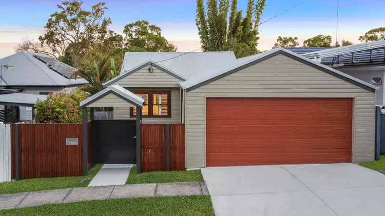 30 Equinox Street, Taringa QLD 4068