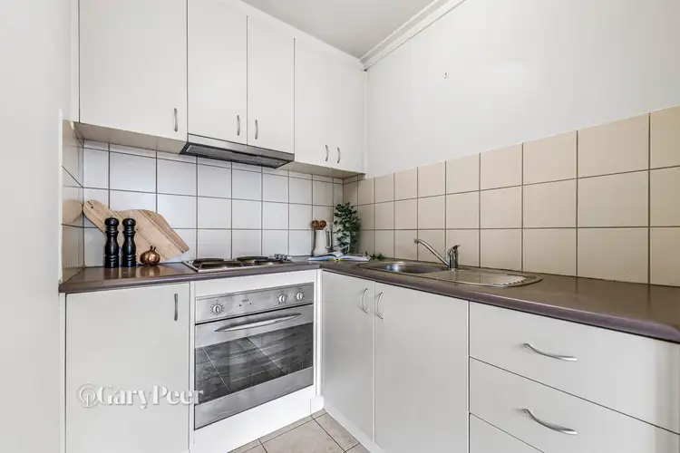 Fifth view of Homely apartment listing, 6/17 Arnott Street, Ormond VIC 3204