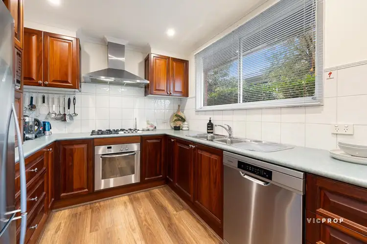 Fifth view of Homely unit listing, 1/126 Winmalee Road, Balwyn VIC 3103