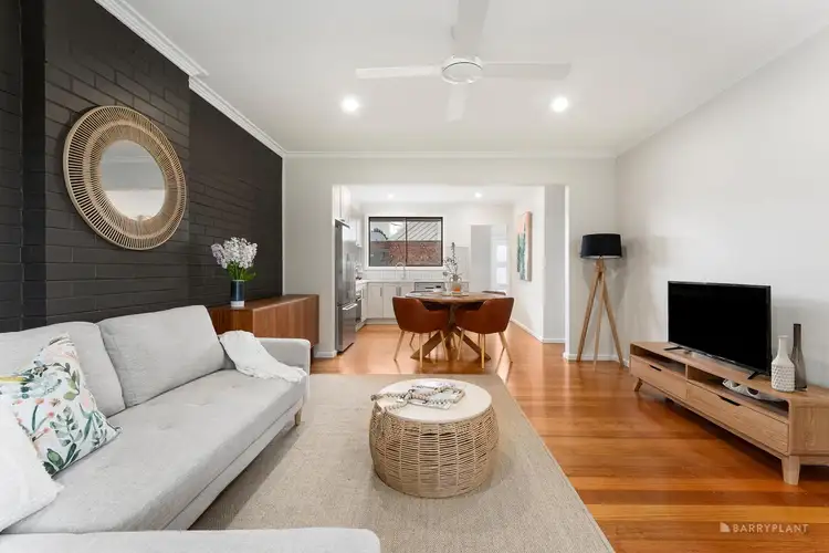 Main view of Homely unit listing, 1/18 Mckellar Street, Watsonia VIC 3087