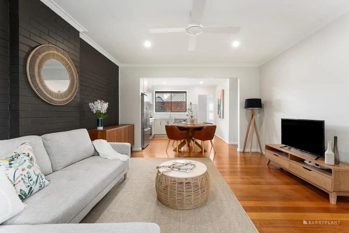 Main view of Homely unit listing, 1/18 Mckellar Street, Watsonia VIC 3087