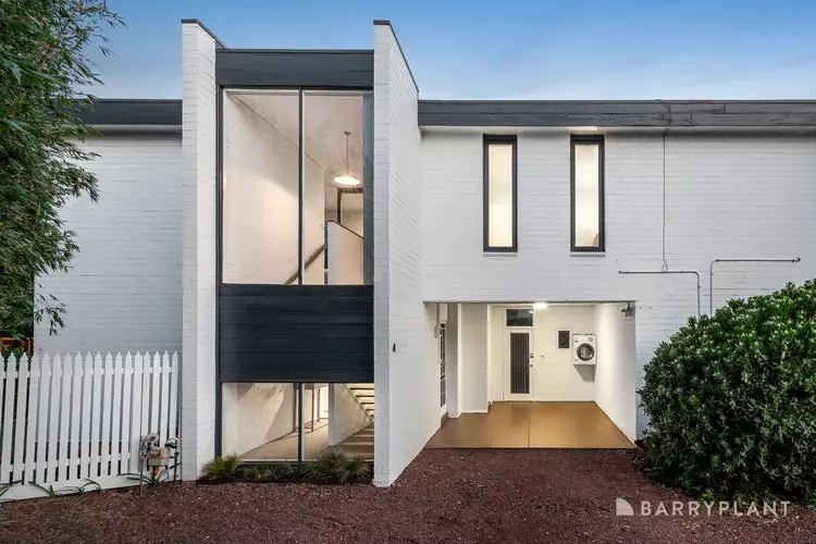 4/98 Warrigal Road, Parkdale VIC 3195