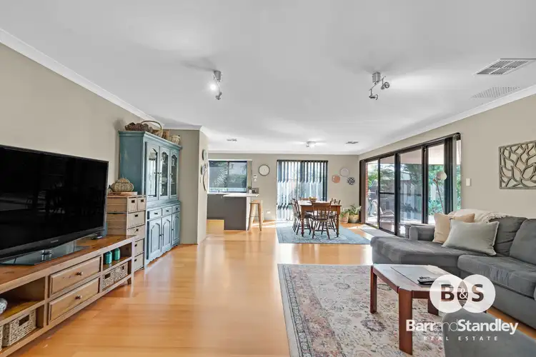 Sixth view of Homely house listing, 8 Sapphire Road, Dalyellup WA 6230