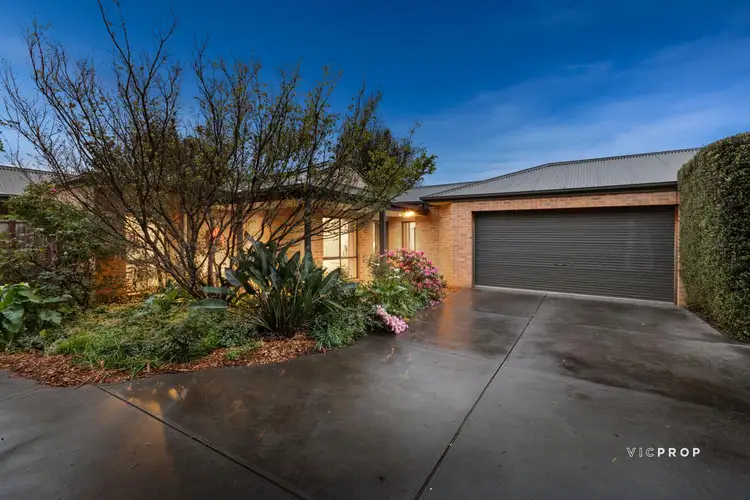 Main view of Homely unit listing, 2/20 Gibbs Road, Ferntree Gully VIC 3156