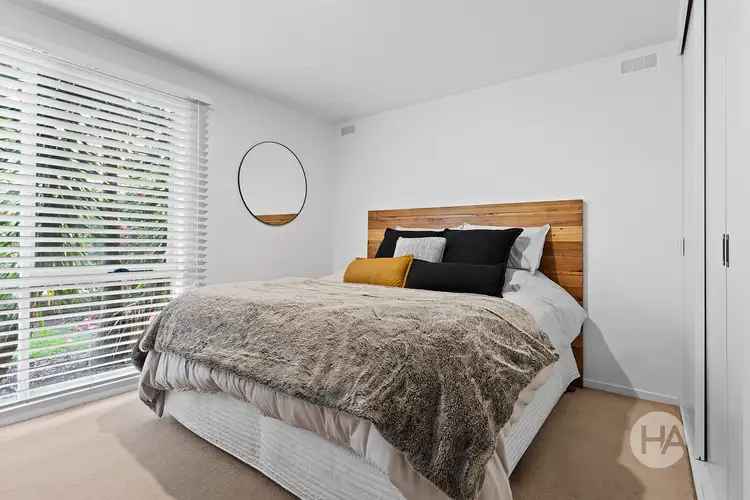 Fifth view of Homely house listing, 10 Jenola Court, Hastings VIC 3915