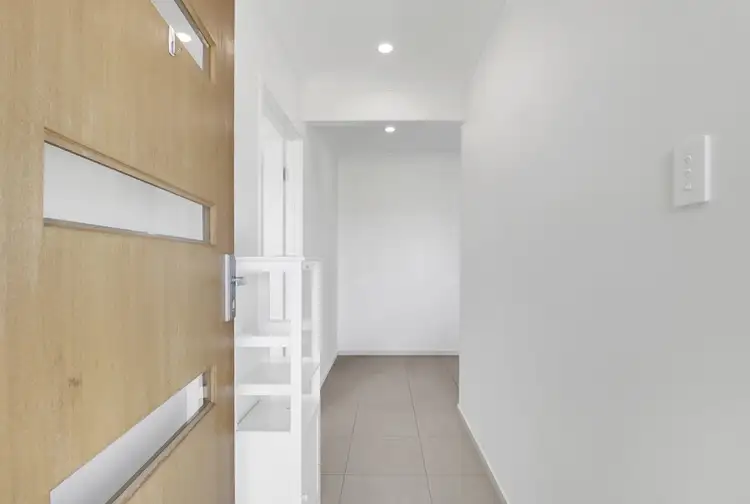 Second view of Homely house listing, 4 Bruce Street, Gleneagle QLD 4285