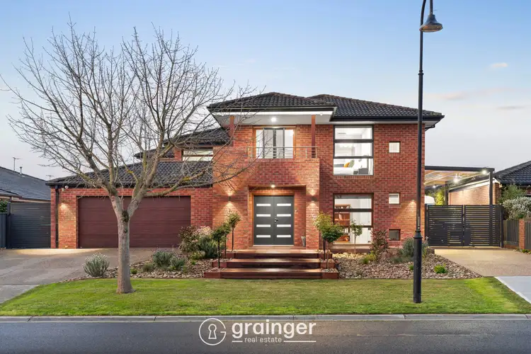 39 Cedarwood Crescent, Berwick VIC 3806