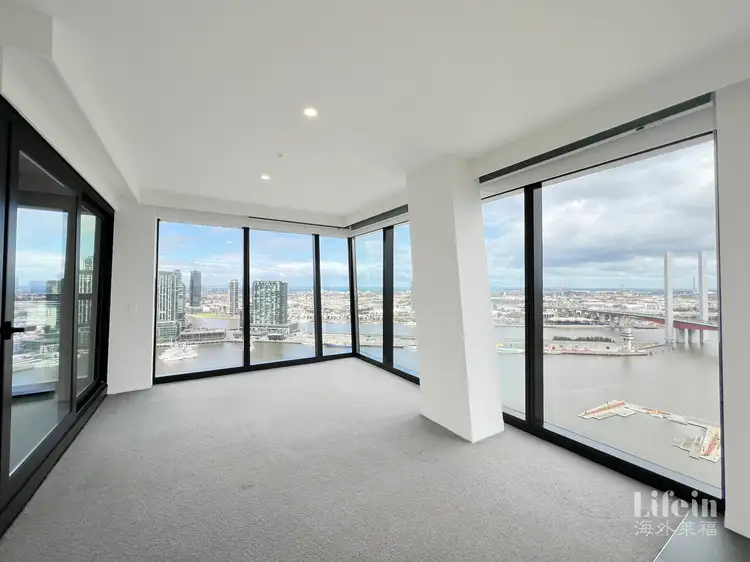 2703/6 Pearl River Road, Docklands VIC 3008
