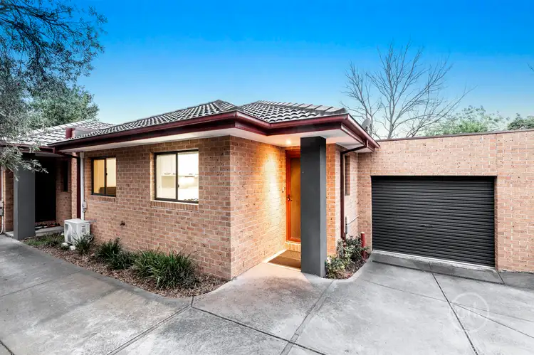 2/332 Grimshaw Street, Watsonia North VIC 3087