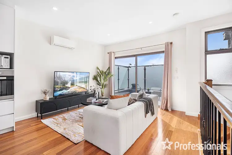 Fourth view of Homely townhouse listing, 2/75 Bent Street, Mckinnon VIC 3204