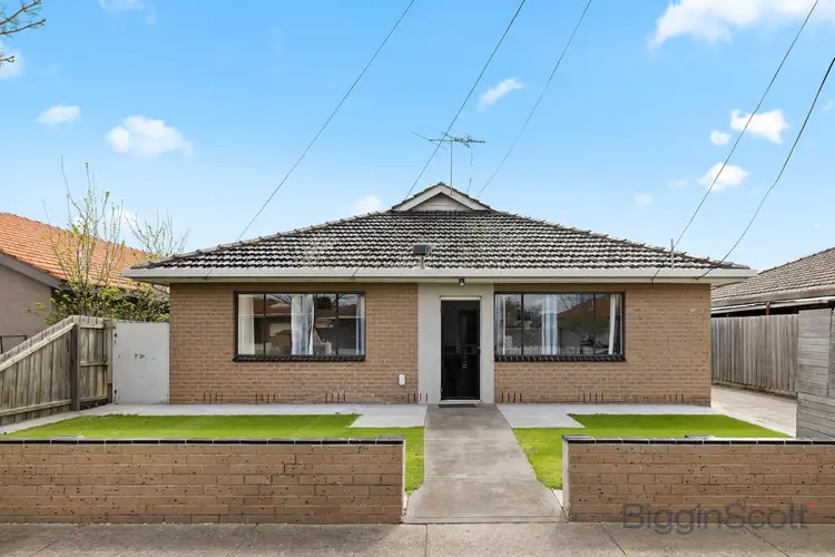 Main view of Homely unit listing, 1/80 Rockbank Road, Ardeer VIC 3022
