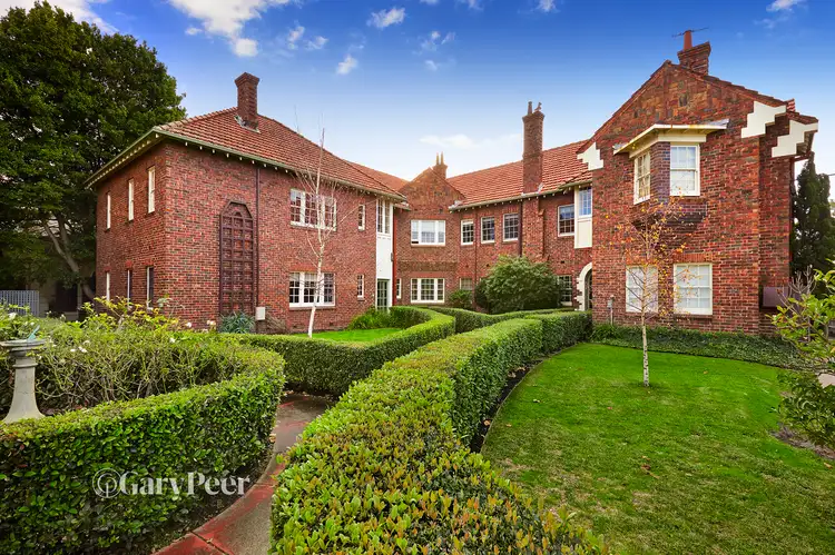 16/273 Orrong Road, St Kilda East VIC 3183