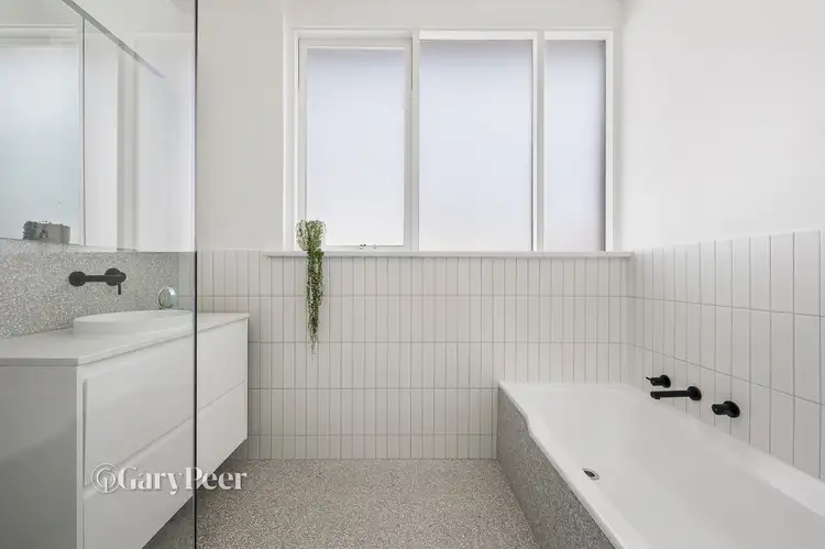 Second view of Homely apartment listing, 6/36 Narong Road, Caulfield North VIC 3161