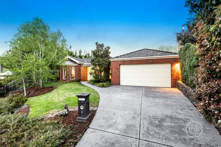 9 Knightsbridge Place, Diamond Creek VIC 3089
