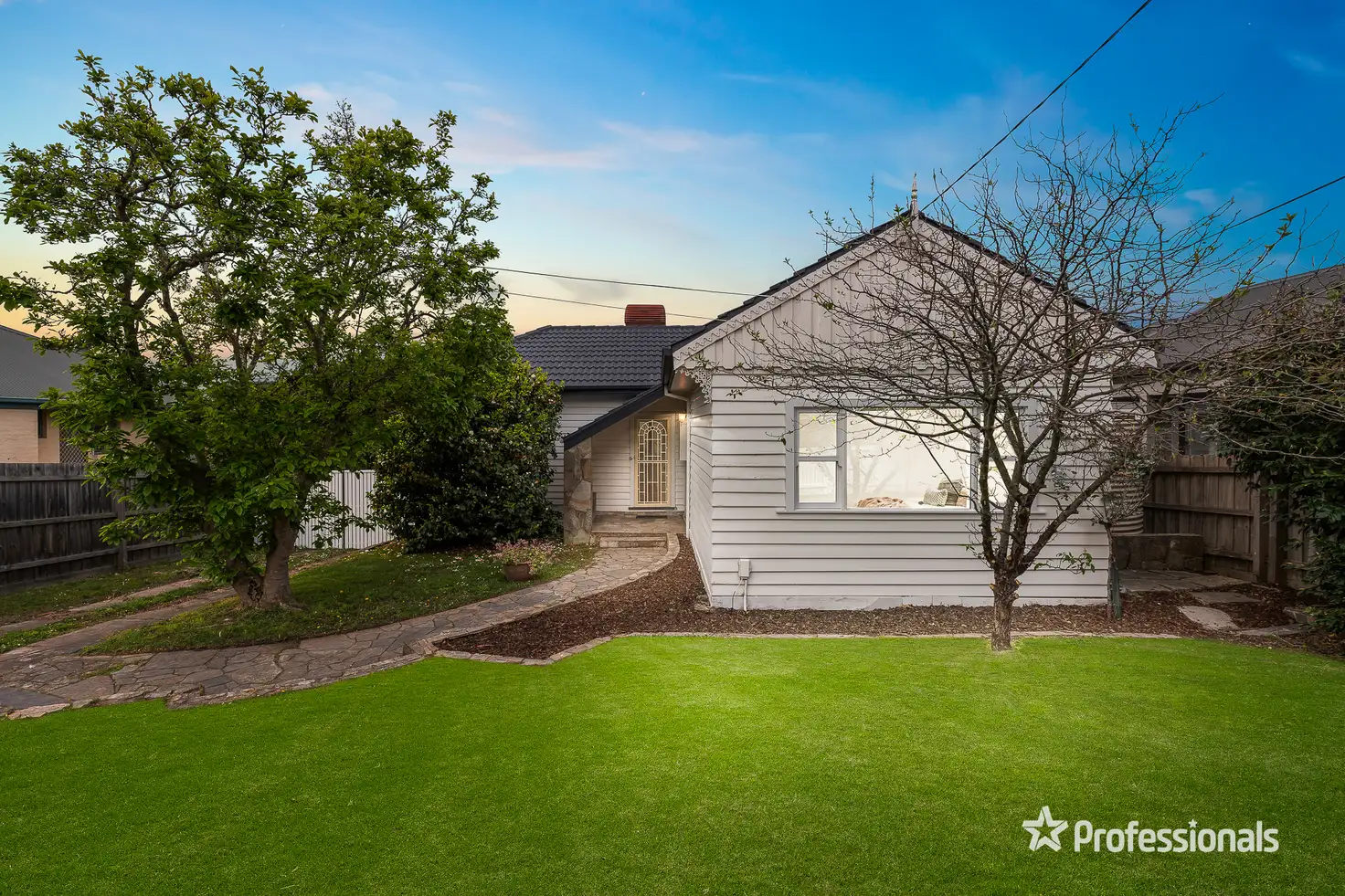Main view of Homely house listing, 1 Lindsay Avenue, Nunawading VIC 3131