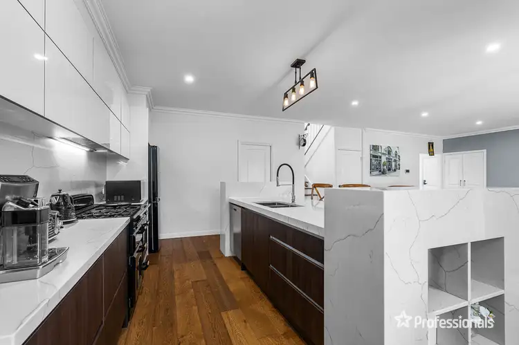 Sixth view of Homely townhouse listing, 2/19 Avonhurst Drive, Glen Waverley VIC 3150