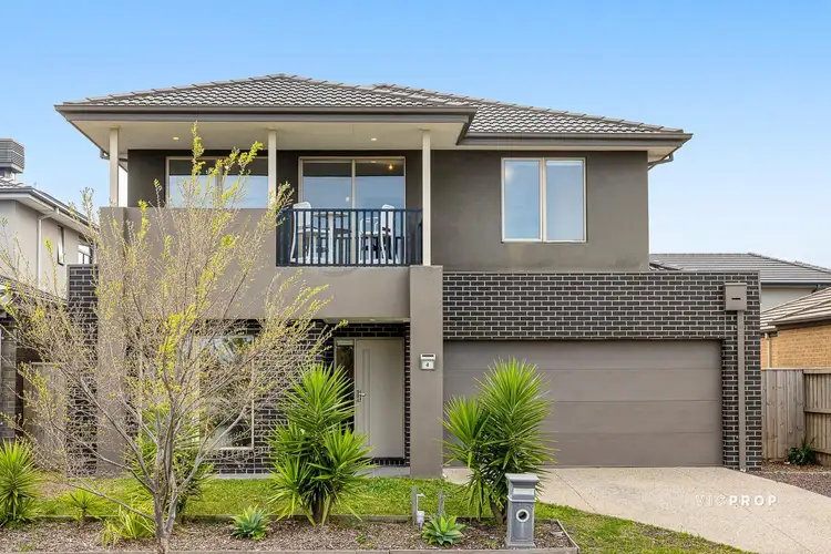 Main view of Homely house listing, 4 Jindalee Way, Werribee VIC 3030
