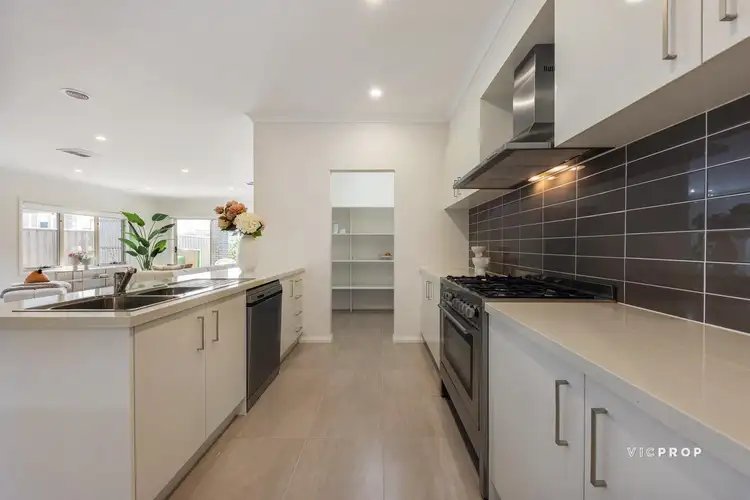 Fourth view of Homely house listing, 4 Jindalee Way, Werribee VIC 3030