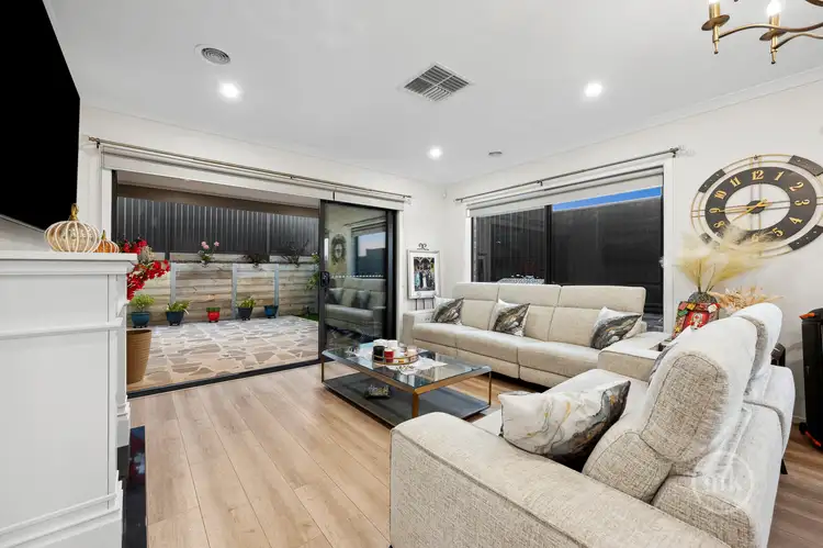 Sixth view of Homely house listing, 33 Elderfield Circuit, Doreen VIC 3754