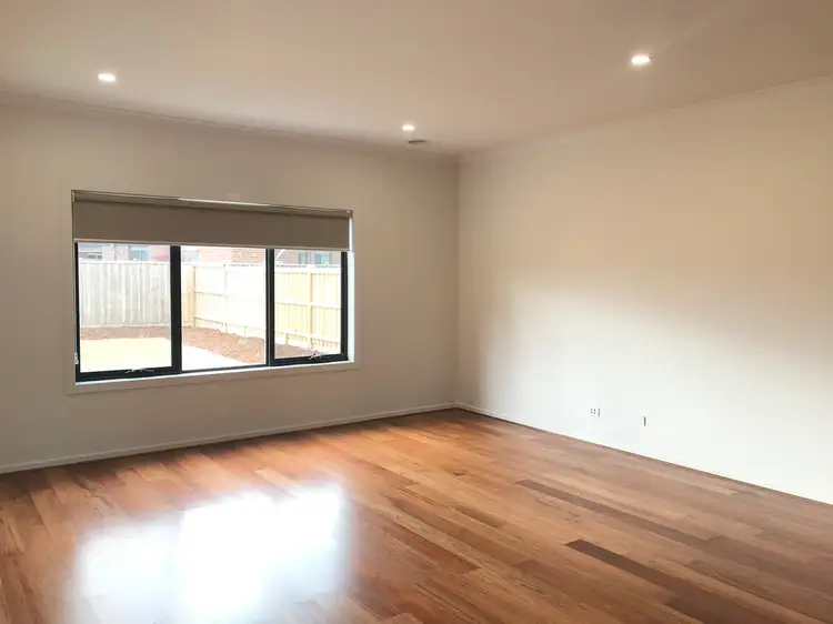 Fourth view of Homely house listing, 8 Bayvista Circuit, Point Cook VIC 3030