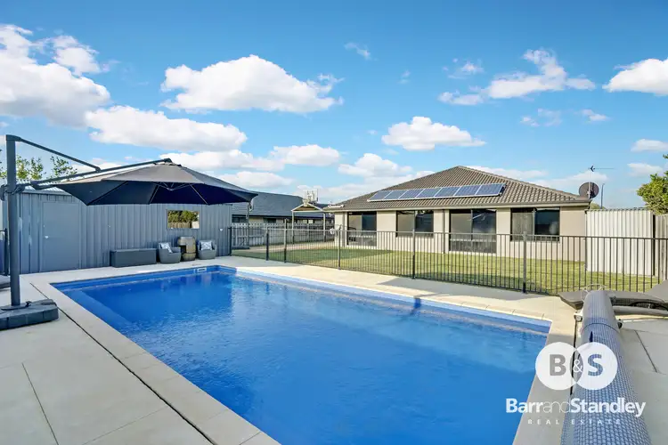 88 Barton Drive, Australind WA 6233