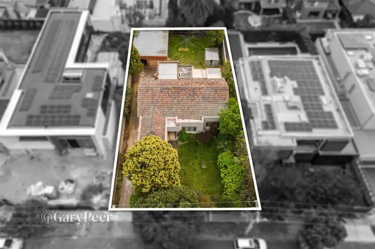 Second view of Homely house listing, 15 Aroona Road, Caulfield North VIC 3161