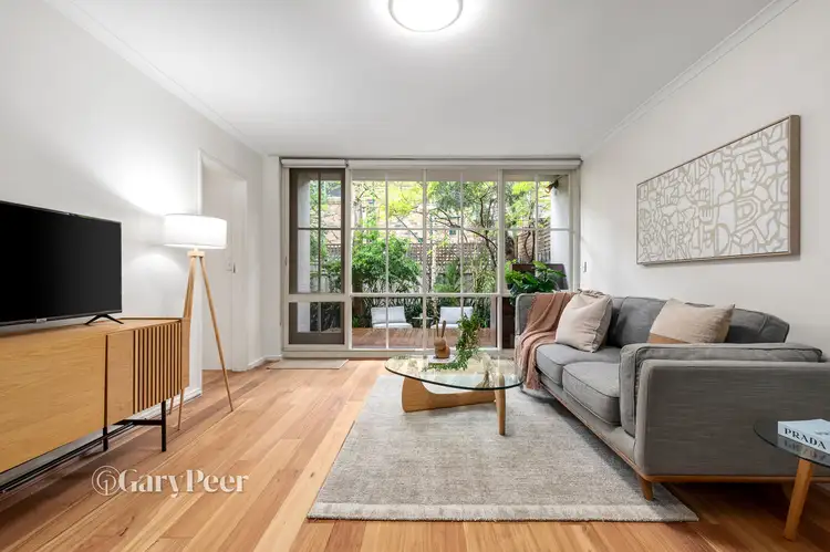 Second view of Homely apartment listing, 6/10 Parkside Street, Elsternwick VIC 3185