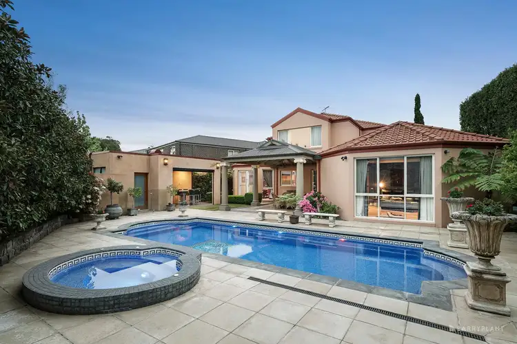 11 Cottesloe Court, Doncaster East VIC 3109