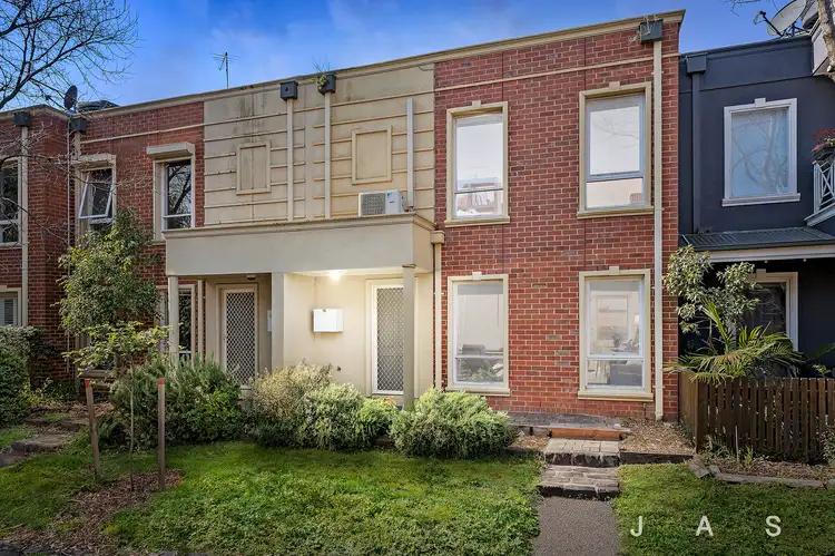 16 Birch Lane, Kensington VIC 3031