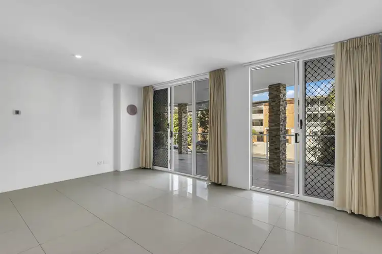 Sixth view of Homely unit listing, 1/53 Dunmore Terrace, Auchenflower QLD 4066